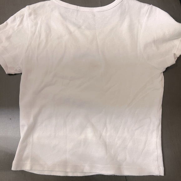 BRANDY MELVILLE 3 FLOWER TOP - Picture 2 of 2